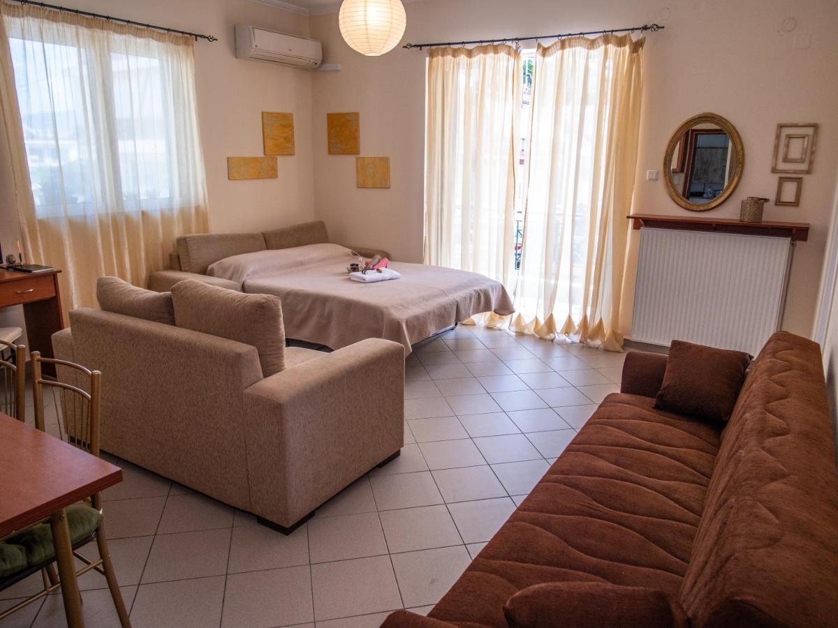 Helen - The Spartan Home Экстерьер фото