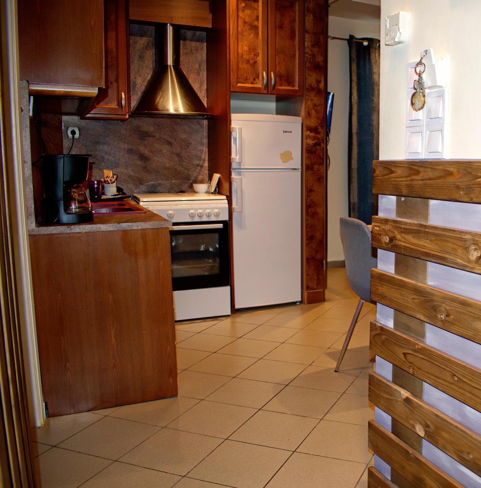 Helen - The Spartan Home Экстерьер фото